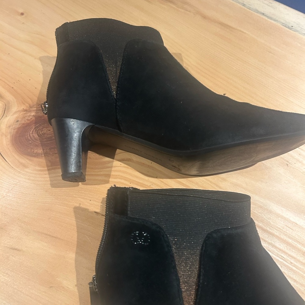 Gerry Weber Black Ankle Booties